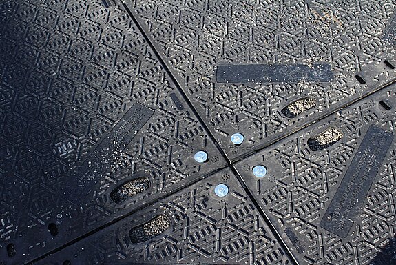 600qm Bodenschutzplatten Groundprotect S als Boden in einer Lagerhalle - 4