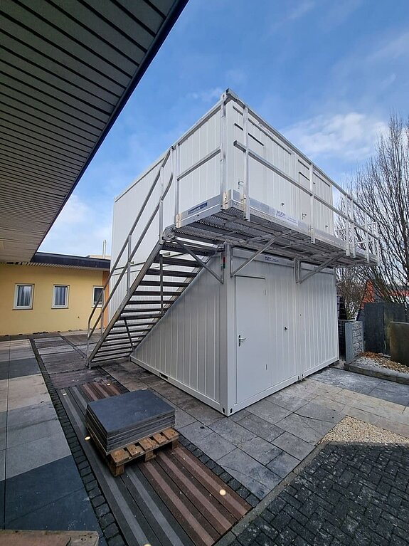 Isolierte Bürocontainer Doppelanlage für Weton Baustoffe GmbH in Limburg - 5