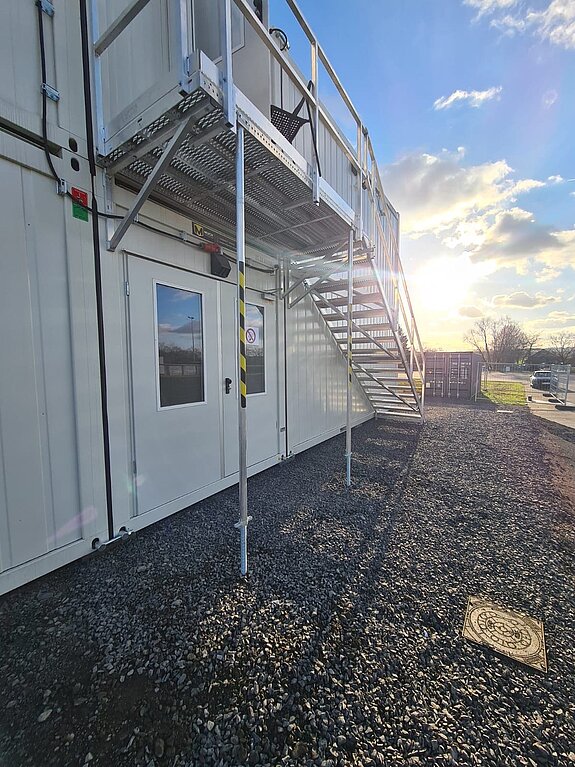 66 Container als Containeranlage mit Sanitärcontainer für Notunterkunft im Main-Kinzig-Kreis - 4