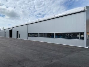 Isolierte Leichtbauhalle als Lagerhalle und Bürofläche für Bosch Thermotechnik GmbH - 1